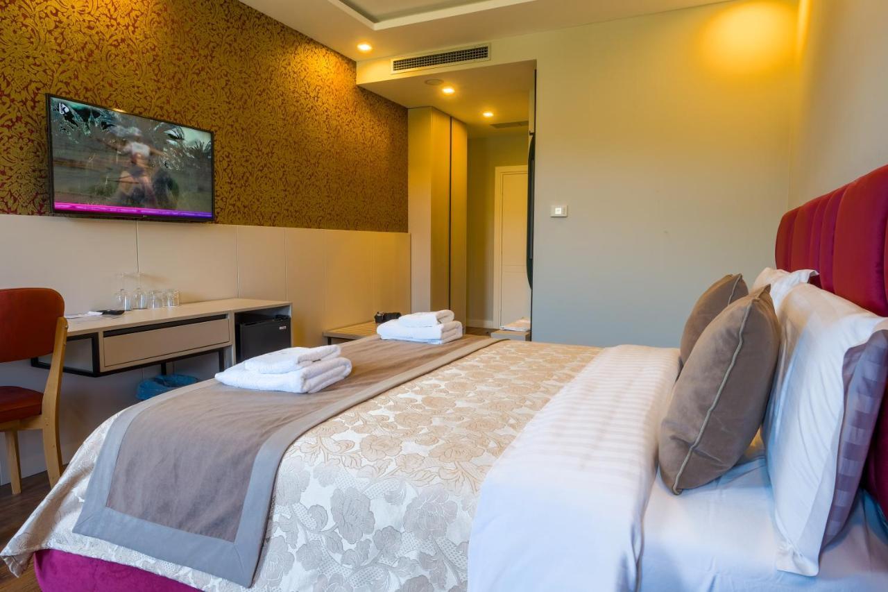 Hotel Royal East
